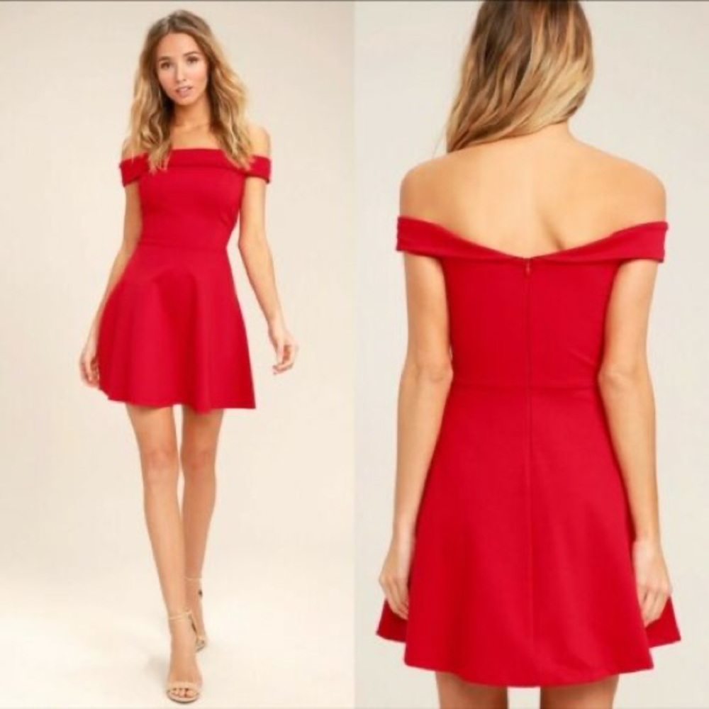 Lulu’s season of fun Off shoulder fit & flare dress. Retro. Xs